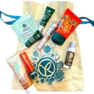 YVES ROCHER BEAUTY KIT 11 MINI KIT SET IN MINI BAG BRAND NEW